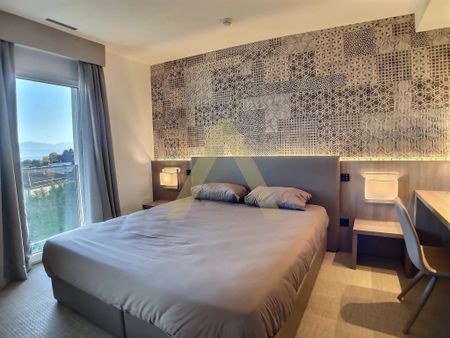 MAGNIFICENT 2P FURNISHED APARTMENT OPPOSITE EPFL & UNIL - Photo 3