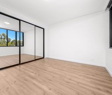 Modern affordable 1 bedroom unit 25% below market rent - Photo 3