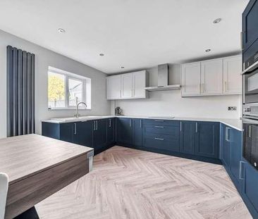 Cherry Gardens, Teynham, Sittingbourne, Kent, ME9 - Photo 5