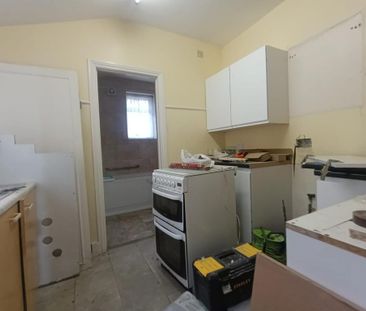 5 bedroom terraced house to rent - Photo 6
