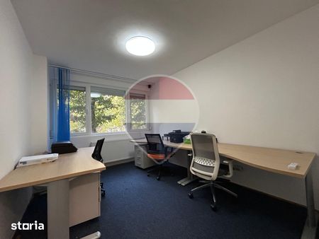 Apartament 2 camere de inchiriat – ideal pentru locuinta sau birouri - Photo 2