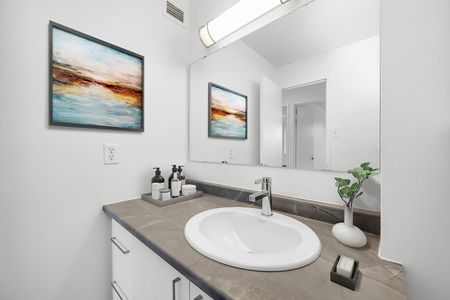 220 Woodridge Crescent, Bayshore - Belltown, Ottawa, ON - Photo 2