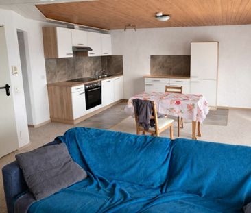 QUIET RESIDENTIAL AREA IDEAL FOR SINGLE PERSONS - Photo 4