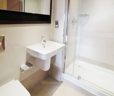 2 bedroom flat to rent - Photo 6