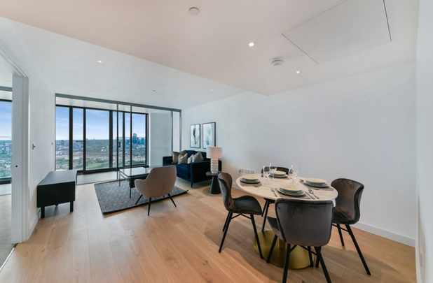 Landmark Pinnacle Marsh Wall, London - Photo 1