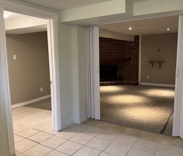 For Lease - 11 Thorncroft Crescent, Ajax, Ontario - Photo 4