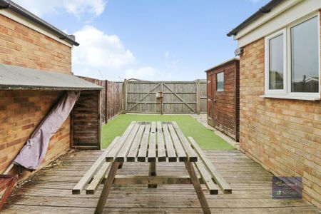 3 bedroom terraced house to rent - Photo 4