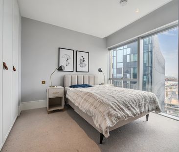 Available from Now - 3 Bed Apartment, Furnished - Photo 3