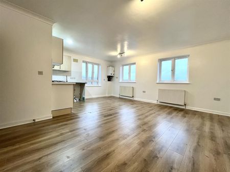 2 Bedroom Flat To Let - Photo 4