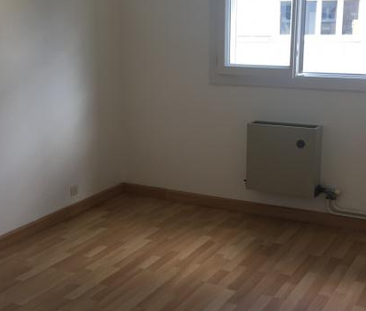 Appartement 4 pièces 89m2 REIMS 980 euros - Photo 5