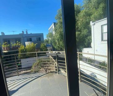 Clifton Hill - Photo 3