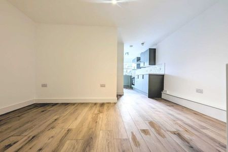 Llewellyn Street, PENTRE - Photo 2