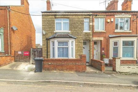 Scarborough Street, Northampton, NN9 - Photo 3