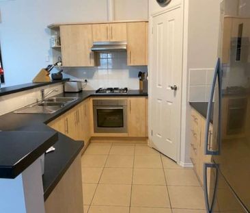 Perfect Home in Perfect Location&excl;&excl; - Photo 1