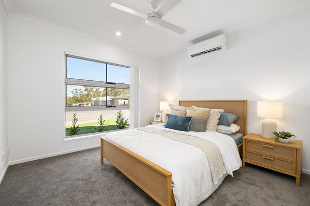 45 Elder Parade, Collingwood Park QLD 4301 - House For Rent | Domain - Photo 1