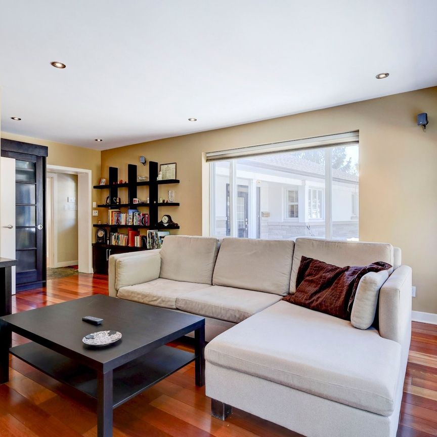 354 Boul. Beaconsfield - Photo 1