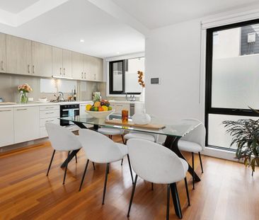 CONVENIENCE, SPACE AND LUXURY - Photo 2