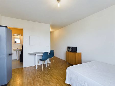 APPARTEMENT STUDIO LOCATION CORBEIL ESSONNES - Photo 4