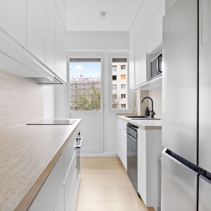 Appartement • Charles Laffitte - Photo 1