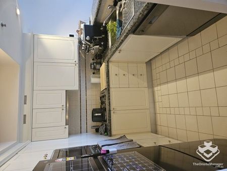 ARGUABLY THE CBDs FINEST RIVERFRONT COMPLEX 1 Bedroom Furnished - Photo 4