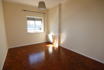 Apartamento T3 em Lisboa