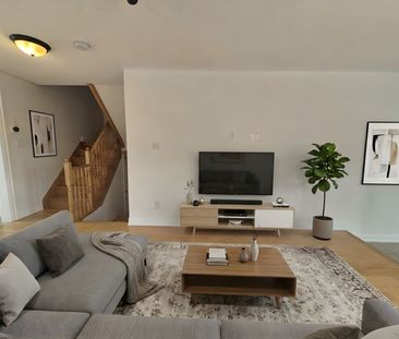 For Lease - 36 Northway Avenue Unit# upper, Whitchurch-Stouffville,... - Photo 2