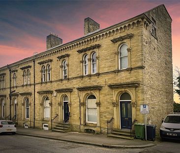 Fitzwilliam Street, Huddersfield - Photo 5