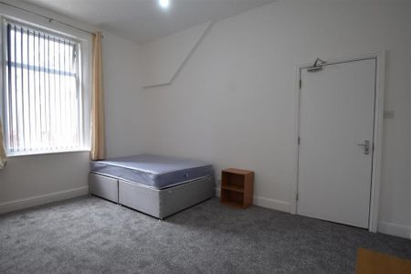 1 bedroom detached house to rent - Photo 2