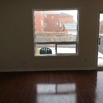 For Lease - 830 Avonshire Court Unit# Upper and main, Mississauga, Ontario - Photo 1