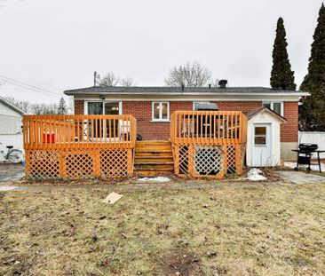 Maison de plain-pied à louer - Laval (Laval-Ouest) - Photo 1