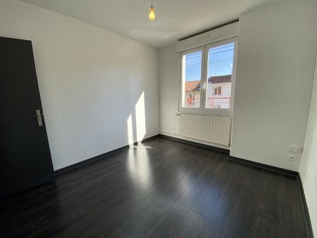 Location Appartement 3 pièces 43m² VANDOEUVRE LES NANCY 54500 - Photo 2