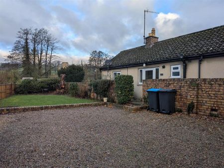 2 bedroom detached bungalow to rent - Photo 4