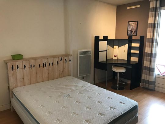 Location Appartement 2 pièces 38m² DECINES CHARPIEU 69150 - Photo 1