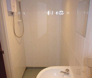 1 bedroom duplex to rent - Photo 3