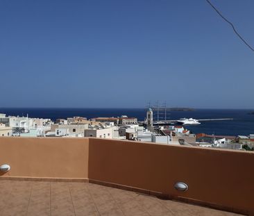 Ενοικίαση κατοικίας, 50 τ.μ., Ερμούπολη, 500 € - Photo 1