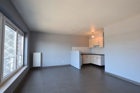 Modern éénslaapkamerappartement op 2de verdieping in centrum van Gistel - Foto 4