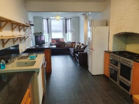 Upper Lloyd Street, Rusholme, Manchester, M14 - Photo 1