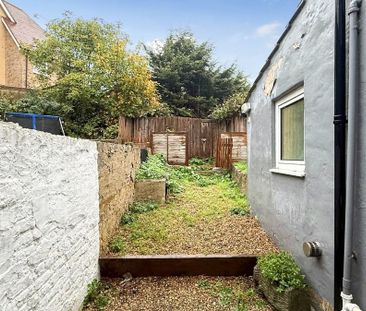 3 bedroom house to rent - Photo 5