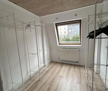 Gepflegte 4 Zimmer WHG. 75qm / Gartenanteil / offene Küche / frisch... - Photo 1