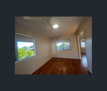 Updated Home with A/C + Fully Fenced Yard - Photo 5