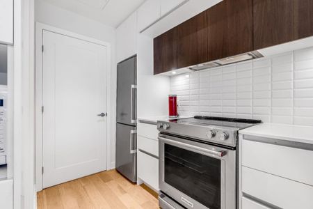 Appartement à louer - Montréal (Verdun/Île-des-Soeurs) (Île-des-Soeurs) Appartement à louer - Montréal (Verdun/Île-des-Soeurs) (Île-des-Soeurs) - Photo 3