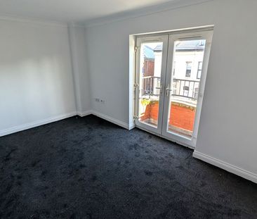 To Let 2 Bed Apartment - Photo 2