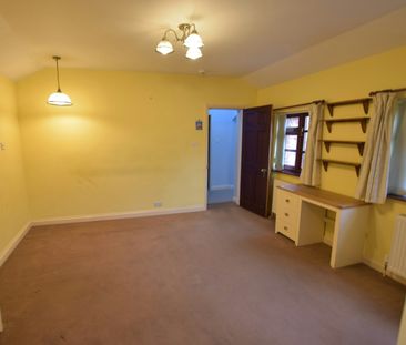 Flat to rent on - Photo 4