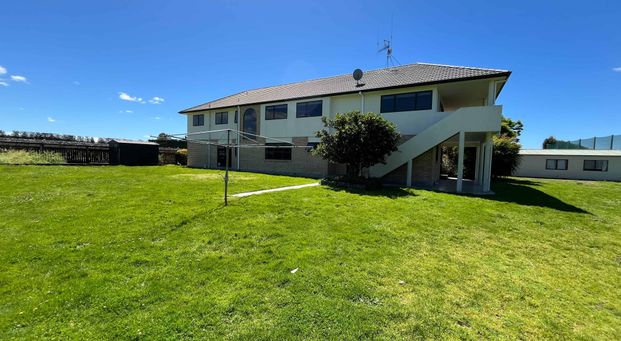 Pick of the Orchard - A Home That's Ripe for the Family! - Photo 1