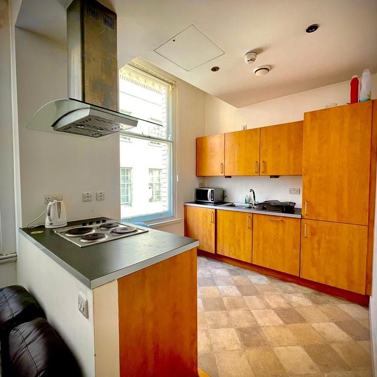 3 bedroom apartment to rent - Photo 1