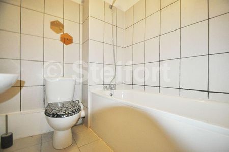 Studio to rent - Photo 5