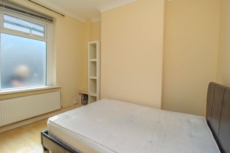 Lily Street, Cardiff - Photo 4