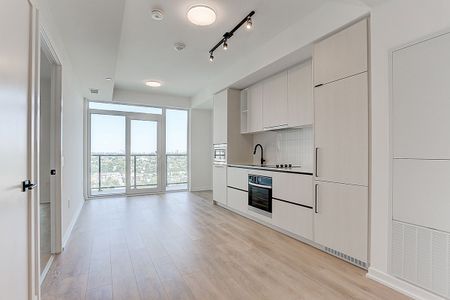 For Lease - 10 Graphophone Grove Unit# 2008, Toronto, Ontario - Photo 5