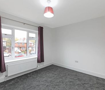 4 bedroom semi-detached house to rent - Photo 1