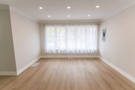 For Lease - 125 Clarence Street Unit# Main, Brampton, Ontario - Photo 3